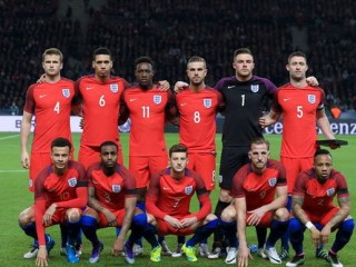 英国与伊朗足球谁更厉害？一场实力与底蕴的较量