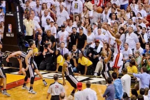 重看2013年NBA总决赛录像,一场属于不朽者的较量 重看2013年NBA总决赛录像,一场属于不朽者的较量