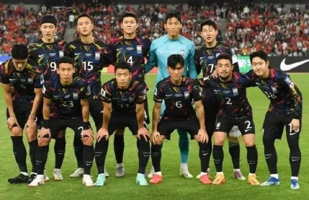 东亚足球双雄记,韩国与日本排名的博弈与启示 东亚足球双雄记,韩国与日本排名的博弈与启示