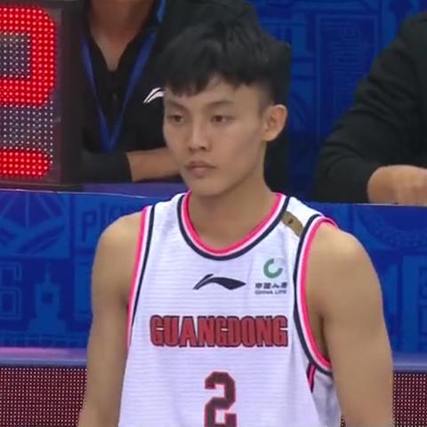 徐杰还能长高吗,一个关于身高与梦想的追问 徐杰还能长高吗,一个关于身高与梦想的追问