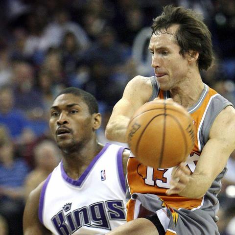 NBA湖人VS太阳经典对决，那一年，紫金军团与凤凰城的恩怨交织