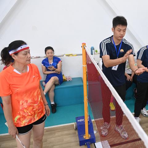 14岁还能打羽毛球职业吗？年龄真相与竞技之路的理性分析