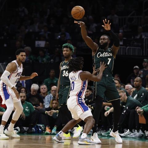 费城勇士队是哪个队？一段被遗忘的NBA王朝往事