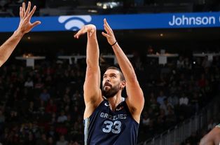 永不熄灭的斗志，那场最精彩的NBA比赛